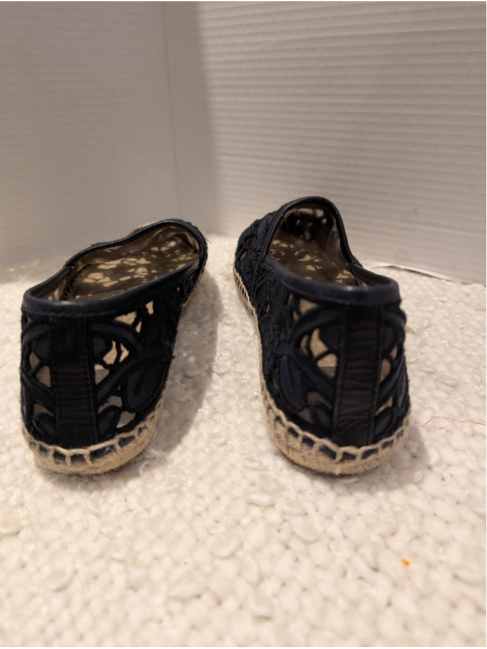 Women's Tory Burch Espadrilles Size 11 Navy Blue Beige Lace Cutout Flats - Picture 4 of 7